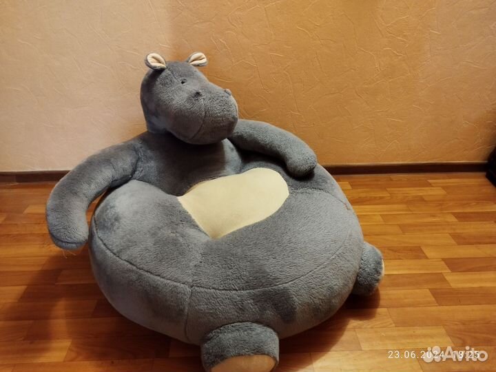 Большая мягкая игрушка, бегемот