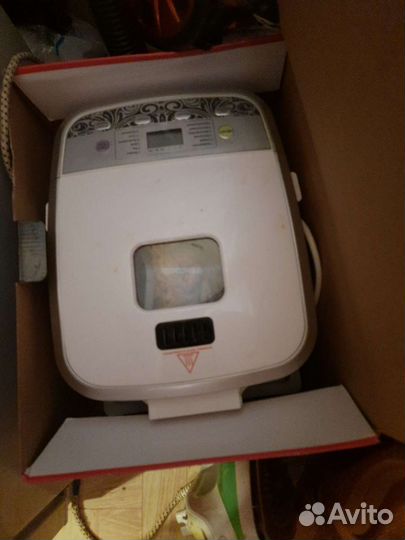 Хлебопечка новая