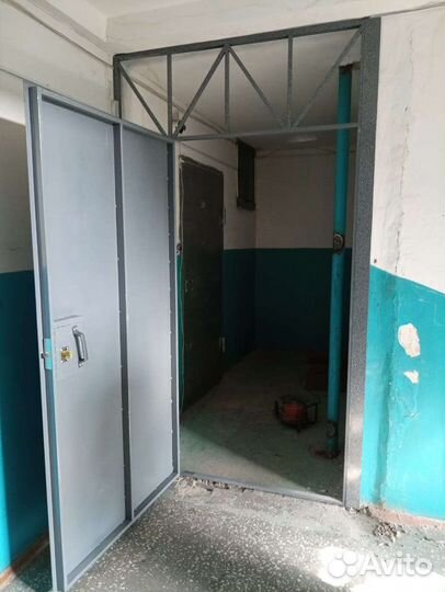 Металлические двери и тамбурные перегородки