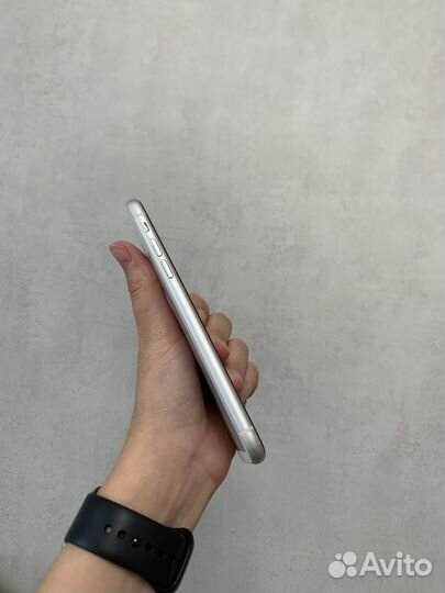iPhone Xr, 128 ГБ
