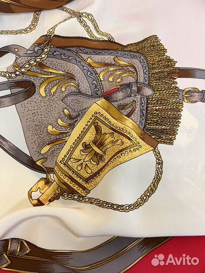 Шелковый винтажный платок