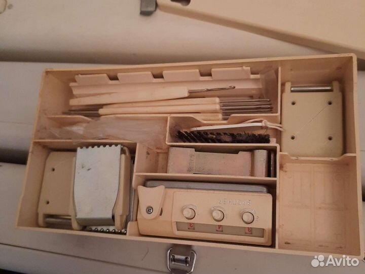 Вязальная машина brother KH-230 Бразер