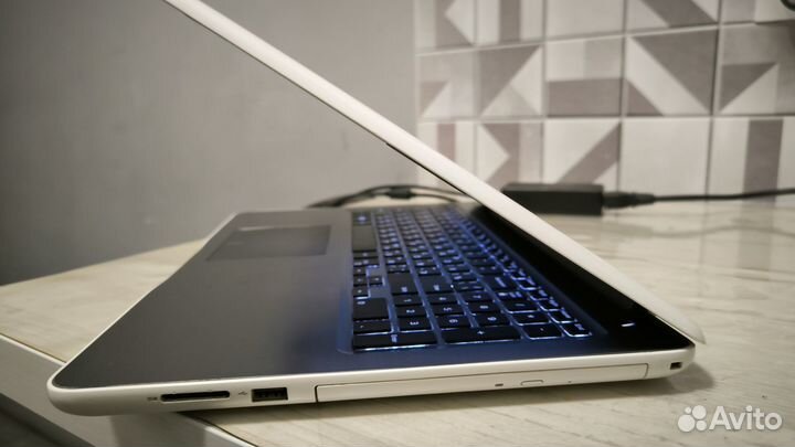 Ноутбук dell Inspiron 5567 (P66F001)