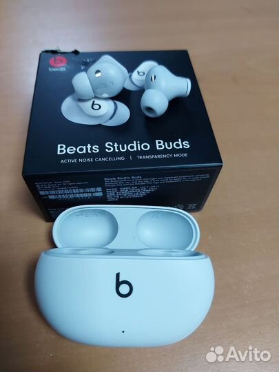 Беспроводные наушники beats studio buds