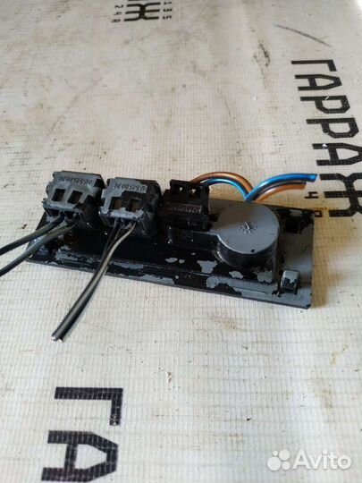 Реле обогрева форсунок лобового стекла