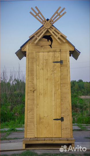 Дачный туалет деревянный