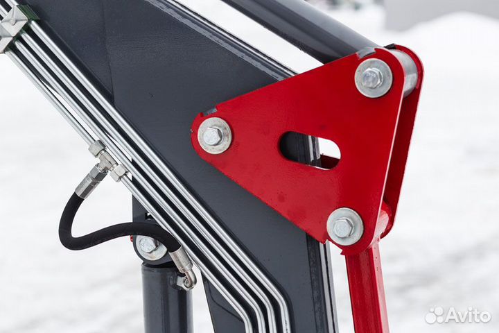 Фронтальный погрузчик T-219 (800) Metal-Fach