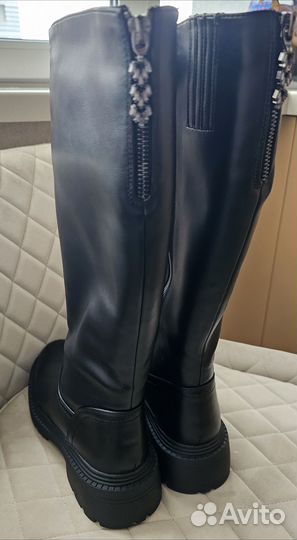 Зимние женские сапоги 38