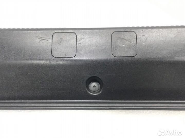 Накладка замка багажника Audi A8 D3 BVJ 2008