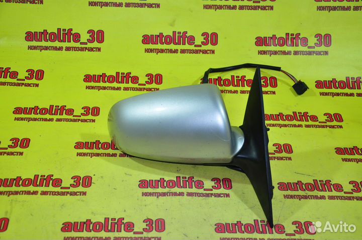 Зеркало правое Audi A6 C6