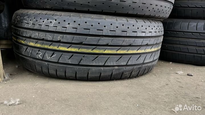 Bridgestone Playz PX-RV 225/55 R17 104Y