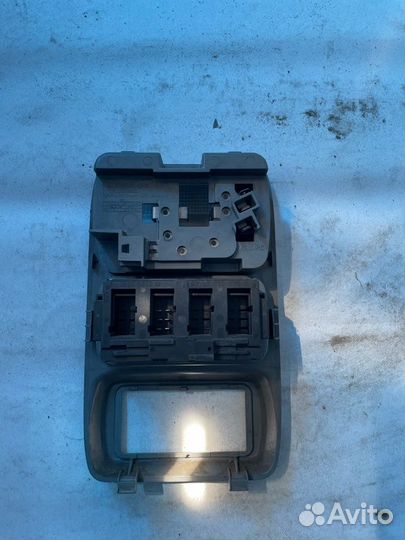 Плафон салонный Mercedes-Benz Actros