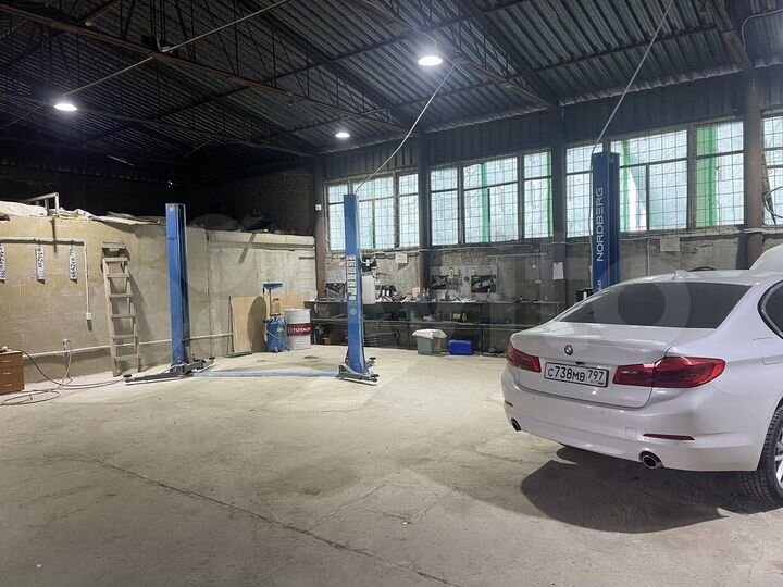 Производство, 1200 м²