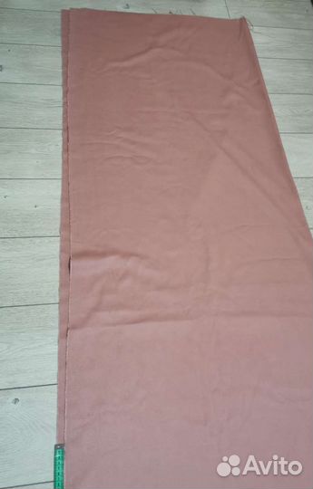 Отрез ткани драп