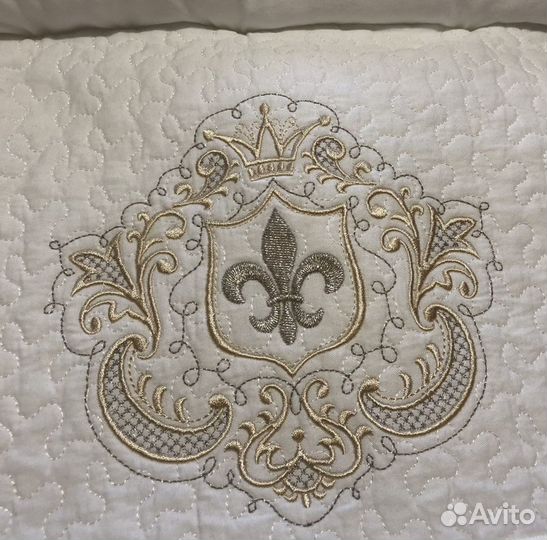 Бортики в кроватку с одеялом