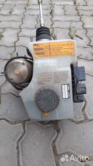 Главный тормозной цилиндр для Lexus GX470