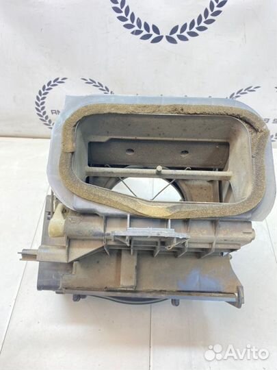 Корпус мотора печки Mazda Mpv 2.5 GY-DE 2001