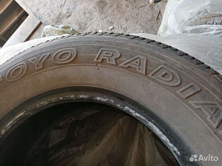 Toyo Z Radial Z-24 215/70 R16