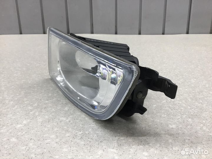 Фара противотуманная левая Honda Civic 4D 2006-201