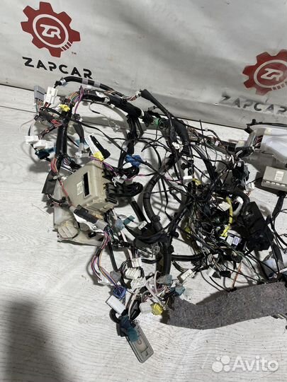 Toyota Avensis 3 T270 Подторпедная проводка 1.8