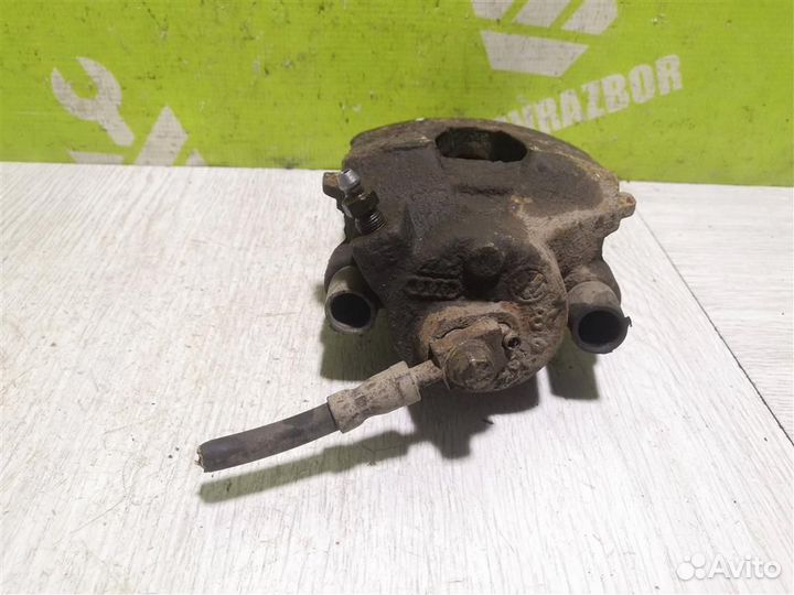 Суппорт передний левый Шкода Октавия А4