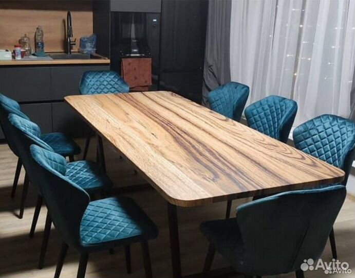 Обеденный стол 'Aware Half'