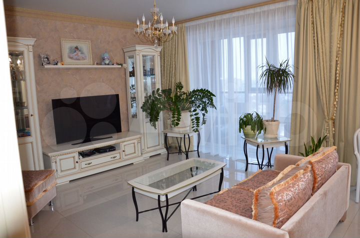 1-к. квартира, 63 м², 11/12 эт.