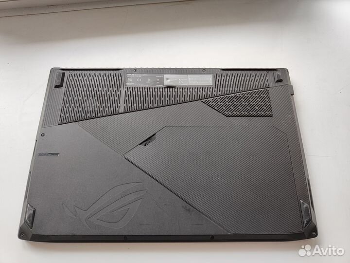 Ноутбук asus rog strix gl703vd