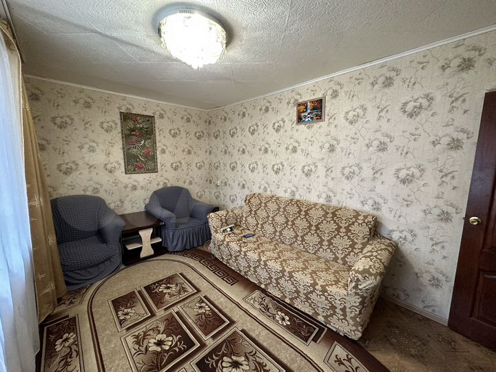 2-к. квартира, 42 м², 2/3 эт.