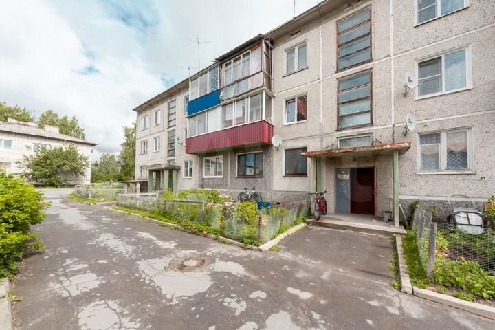 2-к. квартира, 43,7 м², 3/3 эт.