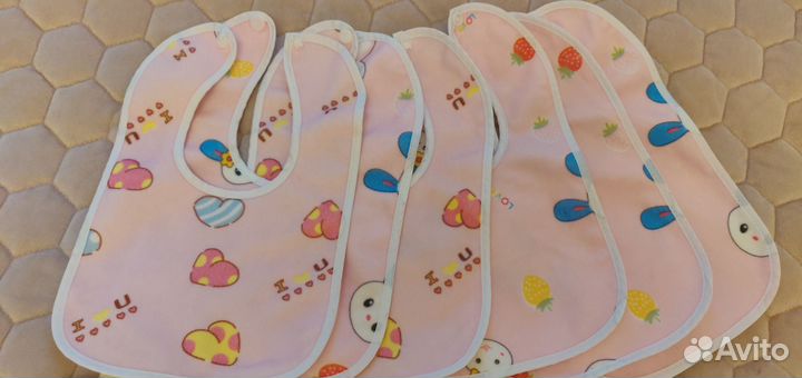 Слюнявчики нагрудники б/у (можно для двойни)