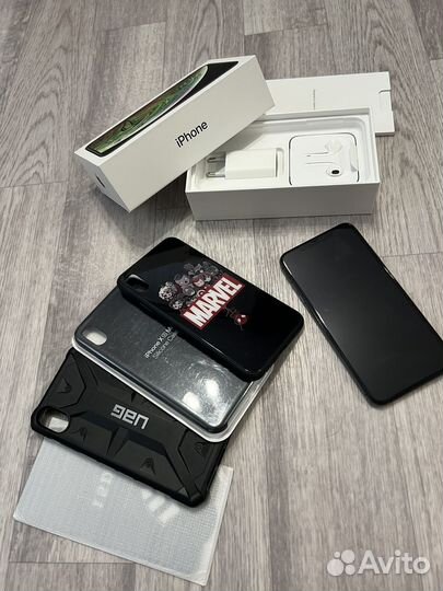 iPhone Xs Max, 64 ГБ