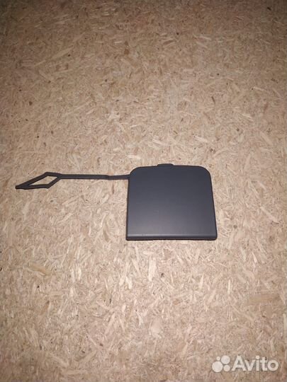 Заглушка буксировочного крюка Фольксваген джета 6