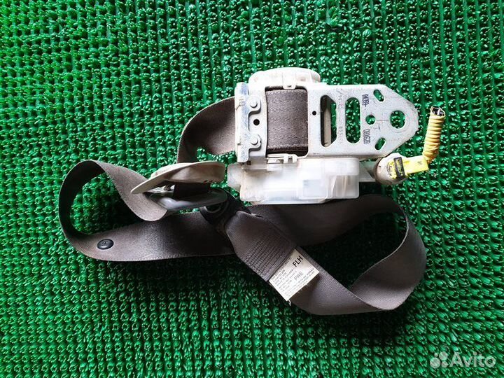 Ремень безопасности лев. перед. Toyota Prius