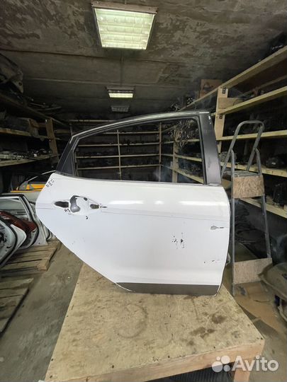 Дверь задняя правая kia rio 3 оригинал