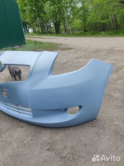Бампер toyota yaris передний