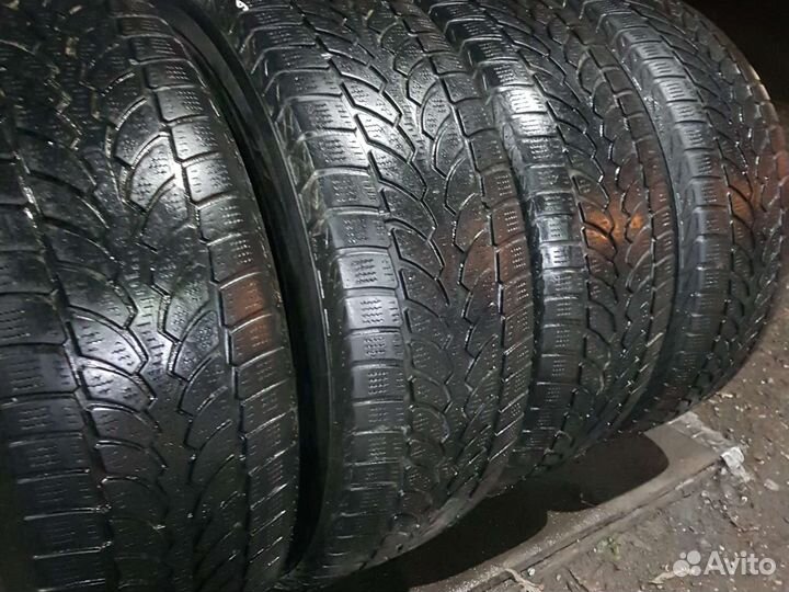 Bridgestone Blizzak LM-80 235/55 R19