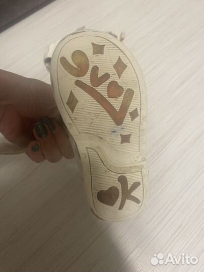 Сандалии для девочки