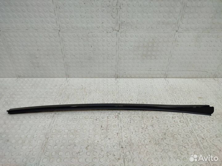 Молдинг лобового стекла левый Genesis G80 DH 2017