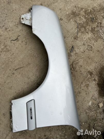 Левое крыло mercedes W210