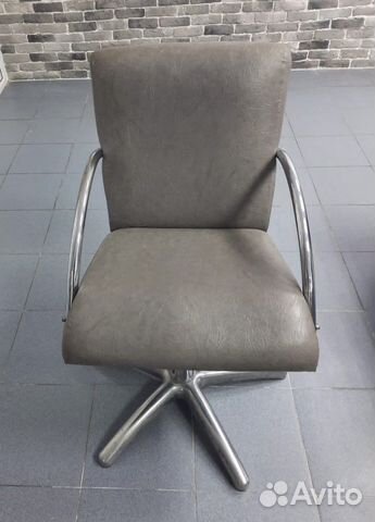 Парикмахерское кресло бу