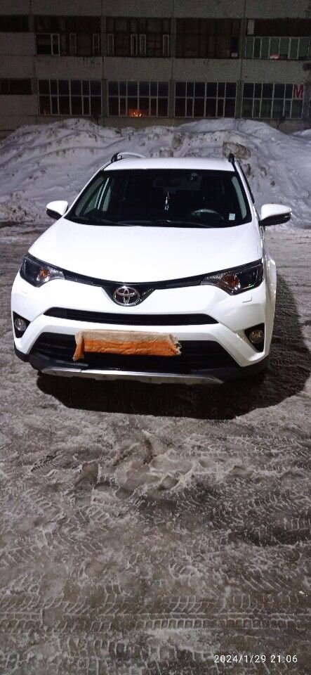 Toyota RAV4: фото владельца