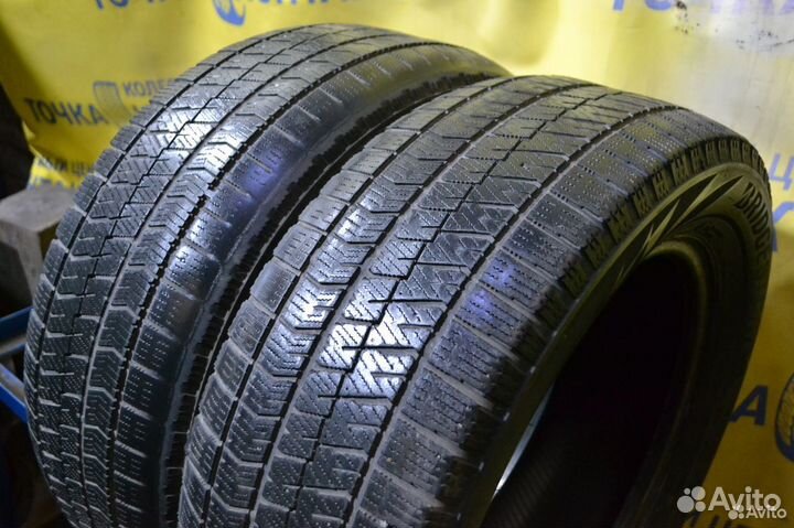 Bridgestone Blizzak Ice 215/55 R16