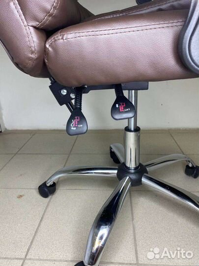 Кресло офисное компьютерное с массажем