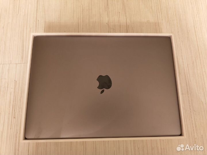 Ноутбук Apple MacBook Air 2020 Intel i3 8/256