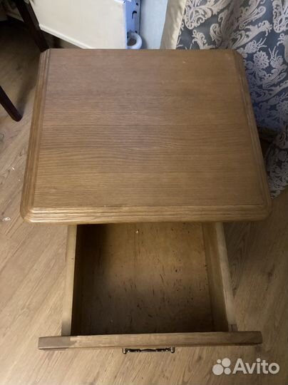 Тумба прикроватная