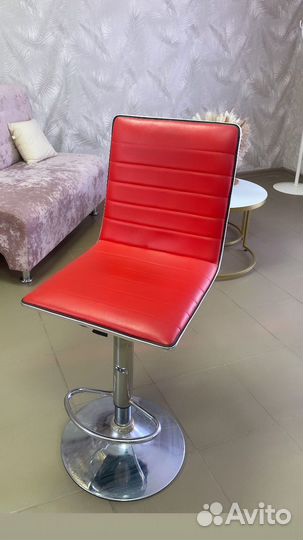 Гримерное зеркало Барный стул Тумба