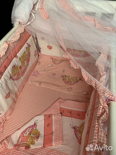 Бортики в кроватку, одеяло, подушка, балдахин