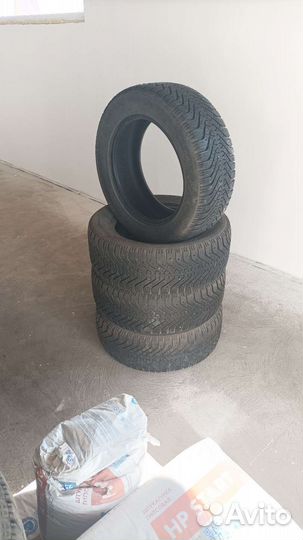 Goodyear UltraGrip 500 225/60 R17 99T