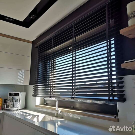 Рулонные шторы Зебра (жалюзи День-ночь)